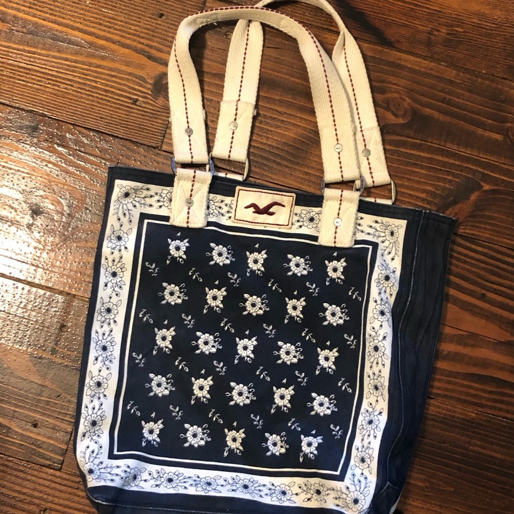Hollister tote